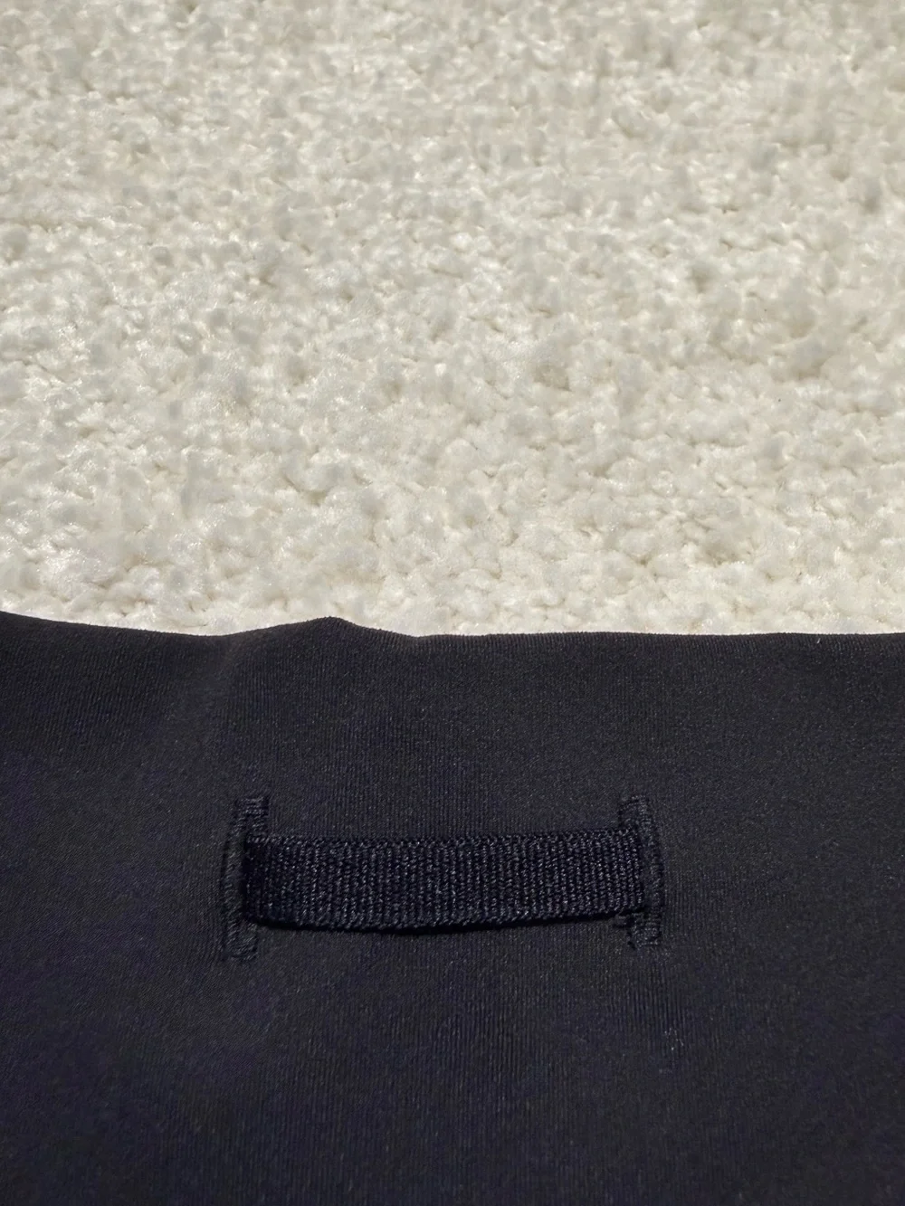 Lululemon Wunder Train High Rise Crop Leggings with Pockets 23
